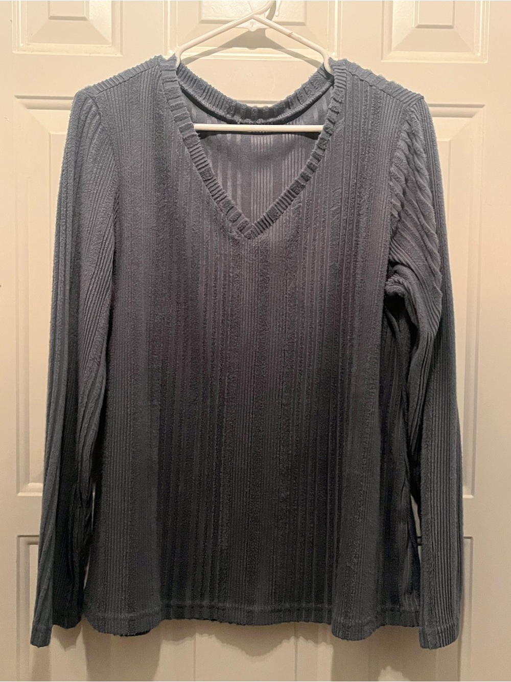 Women’s V-Neck Ribbed Long-Sleeve Lightweight Sweaters - 1 Blue and 1 Cream.